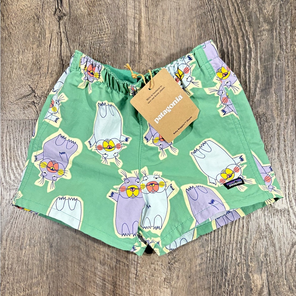 NEW | PATAGONIA Baby Baggies Shorts - Size 6-12 Months